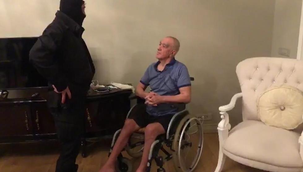 Türk Escobar’ın lüks villada ‘korku’ hayatı: Tekerlekli sandalyede ateşe hazır beklemiş