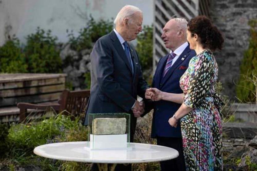 ABDnin konuştuğu tesadüf: Biden karşısında görünce gözyaşlarına boğuldu