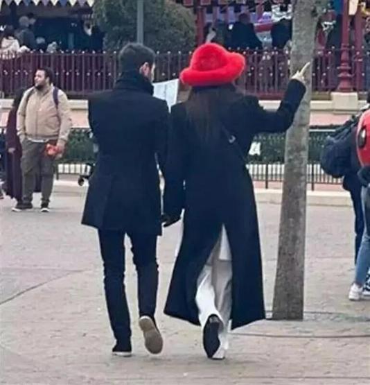 Hakan Sabancı ile aşkı gündemden düşmüyor Hande Erçeli kaçıran soru