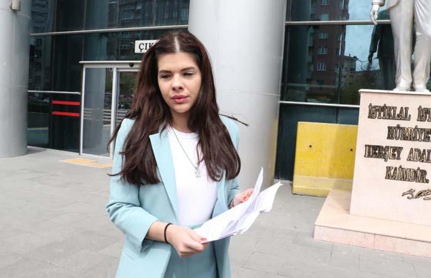 Damla Ersubaşı, hakkındaki müstehcen fotoğraf iddialarıyla ilgili suç duyurusunda bulundu