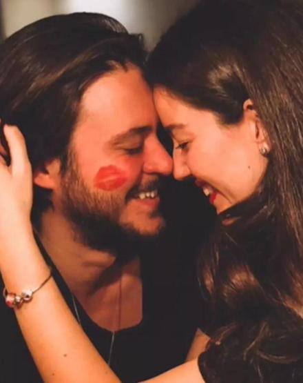 Anıl Altandan Pelin Akile romantik kutlama