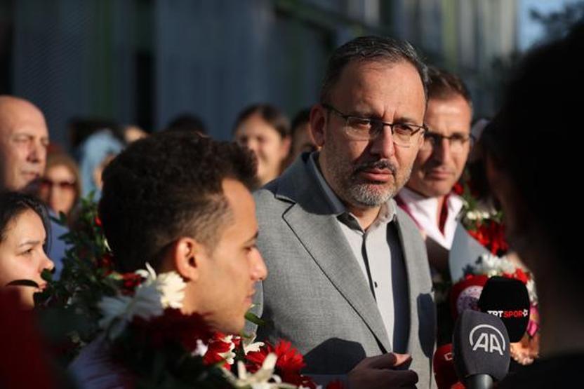 Bakan Kasapoğlu: Türkiye sporda altyapı devrimini gerçekleştirdi