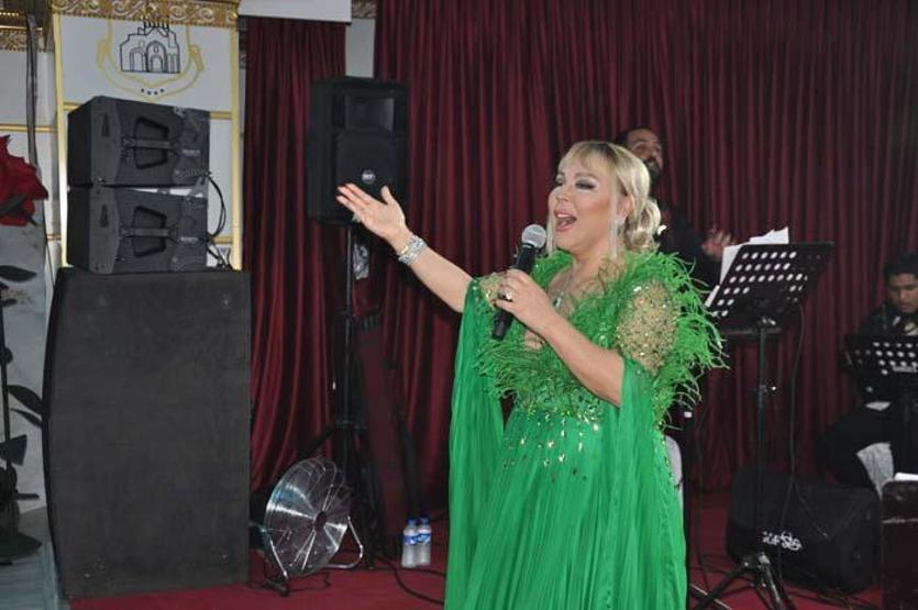 Ünlü isimler Karsta sahne aldı