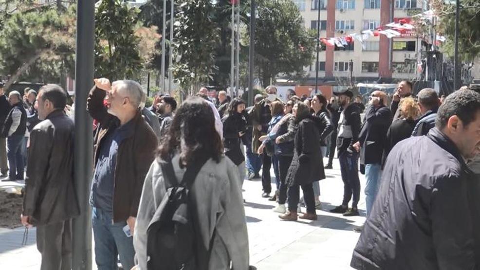 Avcılar’da binadan düşen beton parçası yoldan geçen kadının üzerine düştü