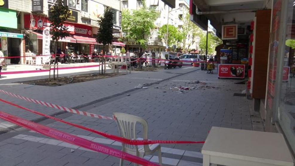 Avcılar’da binadan düşen beton parçası yoldan geçen kadının üzerine düştü