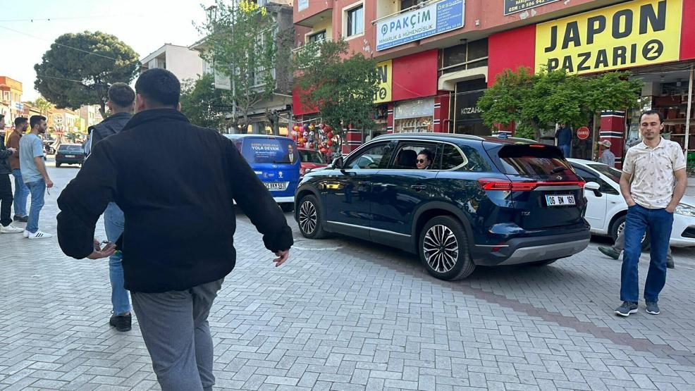 Bakan Kasapoğlu, Turgutluya Togg ile geldi