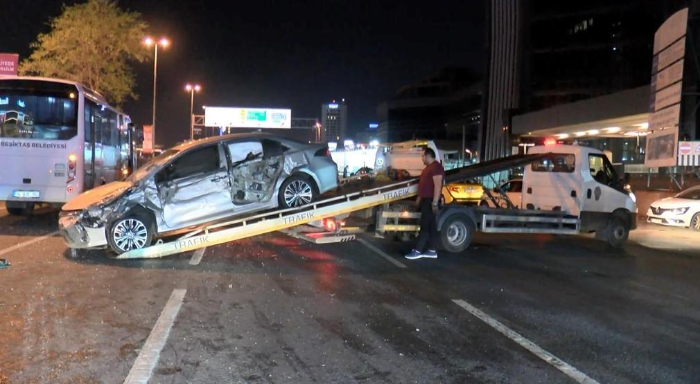 Makas faciası: Trafiği savaş alanına çevirdi Çok sayıda yaralı var