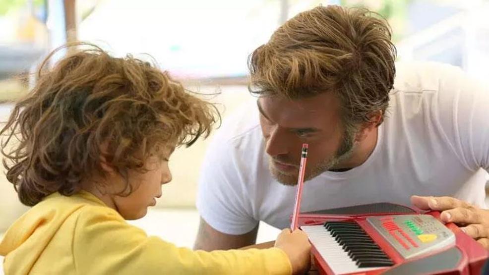 Kıvanç Tatlıtuğ 5 yıl sonra Alihan Türkdemir ile buluştu