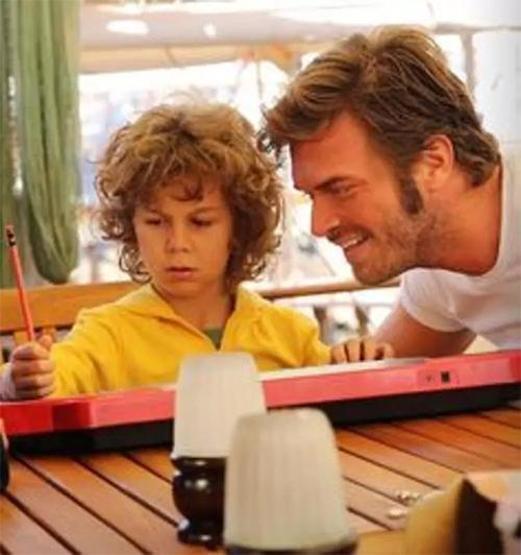 Kıvanç Tatlıtuğ 5 yıl sonra Alihan Türkdemir ile buluştu