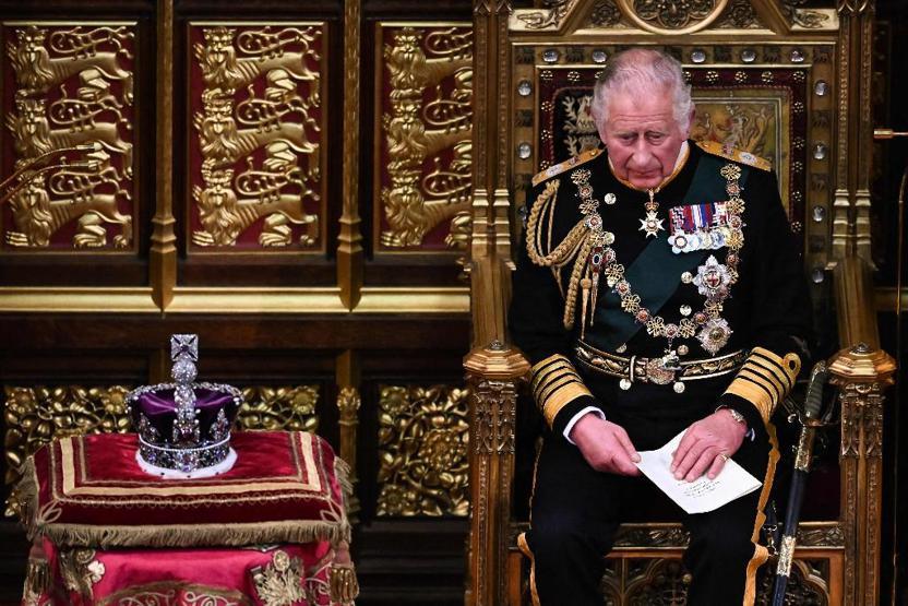 Kral 3. Charles’ın taç giyme töreni: Londra sokaklarında “Benim kralım değil” sloganları yükselecek