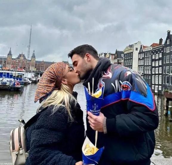 İrem Derici, Elon Muska isyan etti