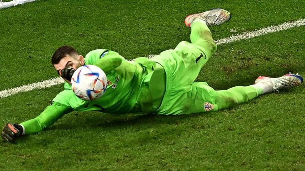 Fenerbahçeden Galatasaraya Livakovic çalımı