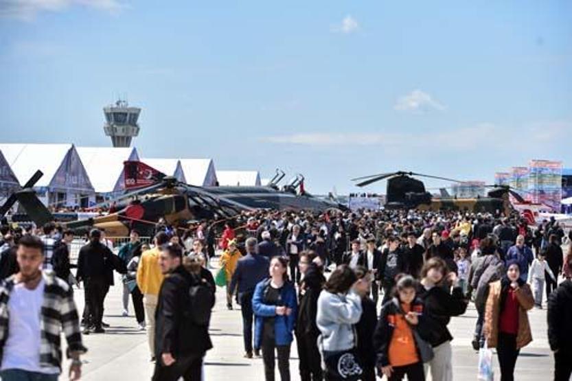 TEKNOFEST ikinci gününde binlere ziyaretçiyi ağırlıyor