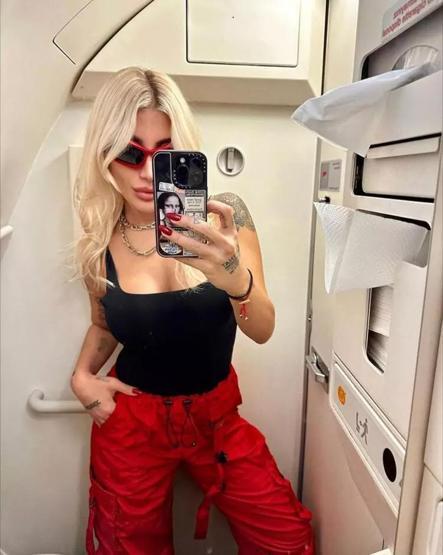 İrem Derici paylaştı, Sefo yorum yapmadan geçmedi