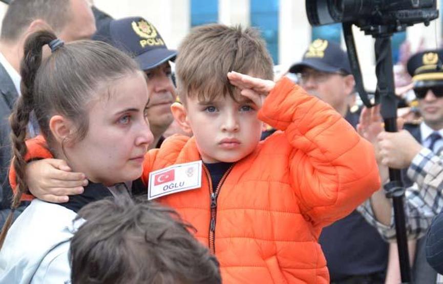 Şehit Polis Özgür Barçın, Ankarada son yolculuğuna uğurlandı