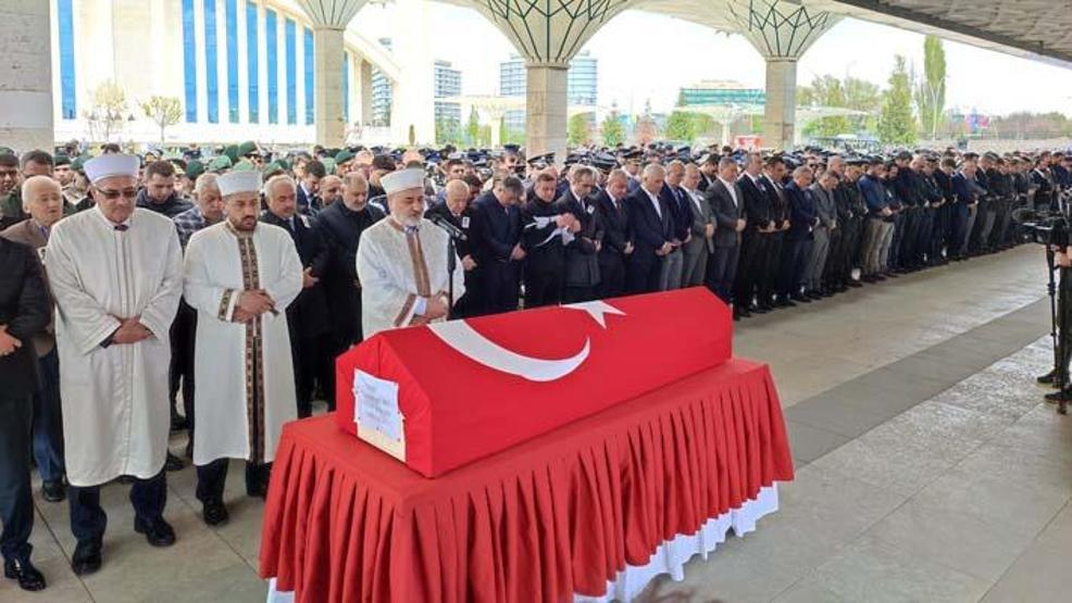 Şehit Polis Özgür Barçın, Ankarada son yolculuğuna uğurlandı