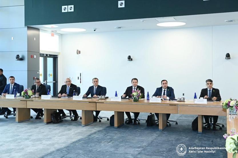 Azerbaycan ve Ermenistan Dışişleri Bakanları ABDde bir araya geldi