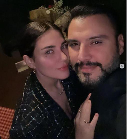 Buse Varoldan Alişana imalı evlilik yıldönümü kutlaması