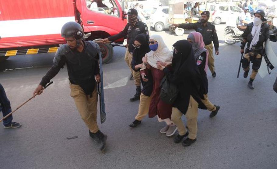 Pakistan’daki protestolarda can kaybı 8’e yükseldi