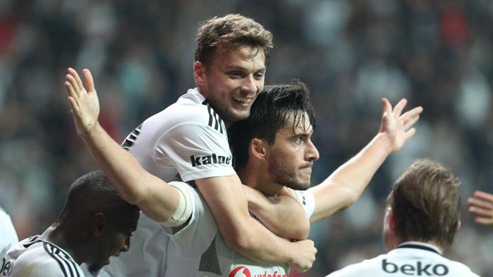 Beşiktaş formasıyla Galatasarayı yıkmıştı Cim Bomdan Umut Nayir sürprizi...