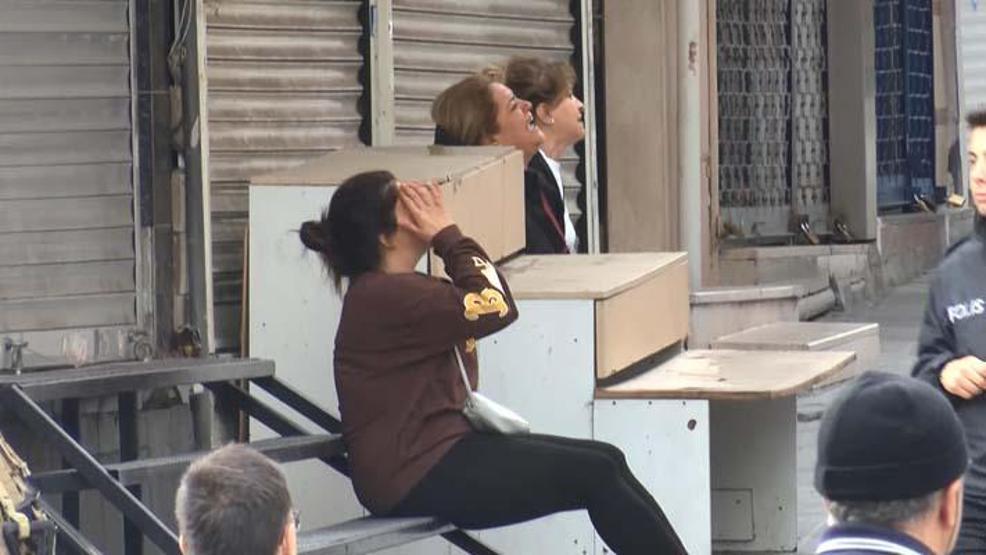 Esenlerde eşi ile oğlunu öldürdü; Polise not atıp intihar etti