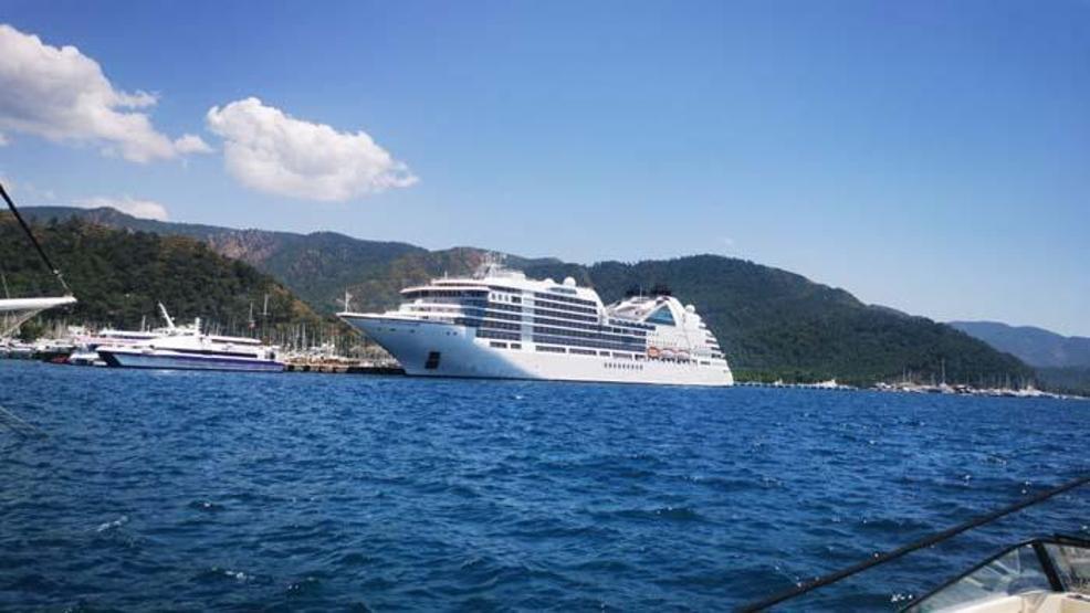 Marmaris’e 480 yolculu kruvaziyer gemisi demir attı