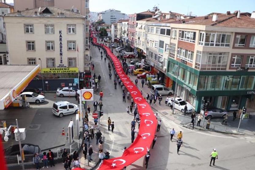 Samsun 1919 metrelik dev bayrak yürüyüşü