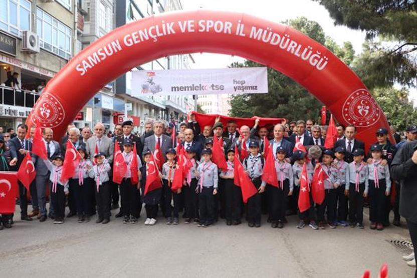 Samsun 1919 metrelik dev bayrak yürüyüşü