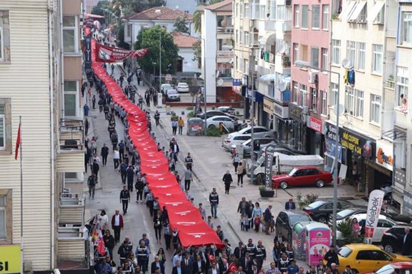 Samsun 1919 metrelik dev bayrak yürüyüşü