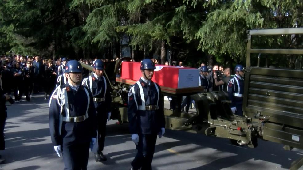 Şırnakta şehit olan Özcan İlhan son yolculuğuna uğurlandı