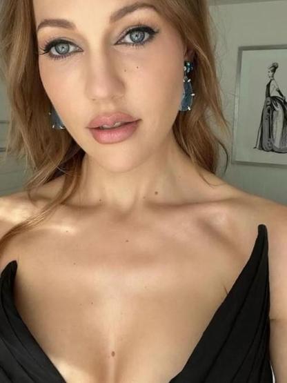 Meryem Uzerli kendine hayran bıraktı