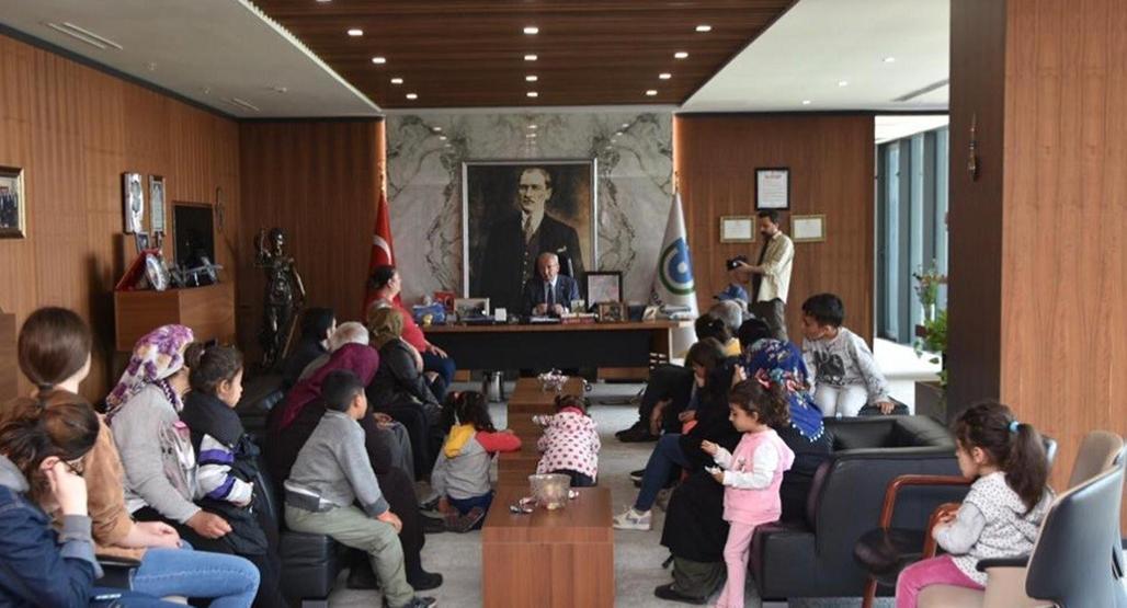 Tekirdağda mağdur olan depremzedeler konuştu: Torunum ağlayarak aradığı için geldim