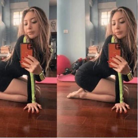 Yasmin Erbilden ayna pozu