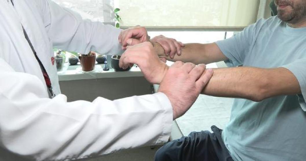 Yüz binde bir görülen hastalığa yakalanan Çelik, doğru tedavi ile ayağa kalktı