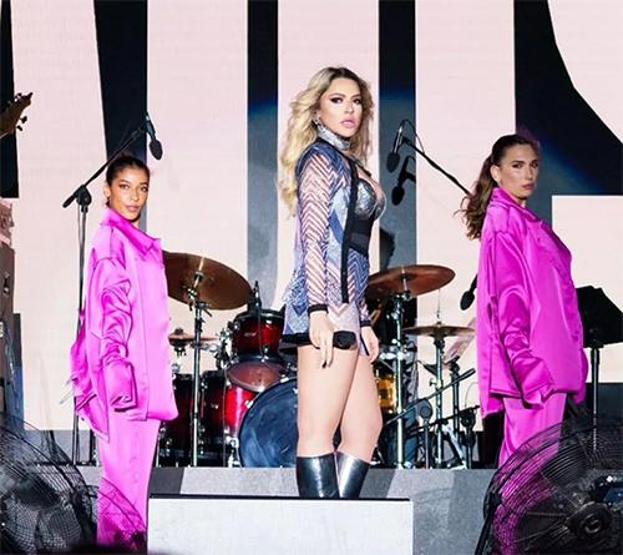 Hadise: Serum sayesinde ayaktayım