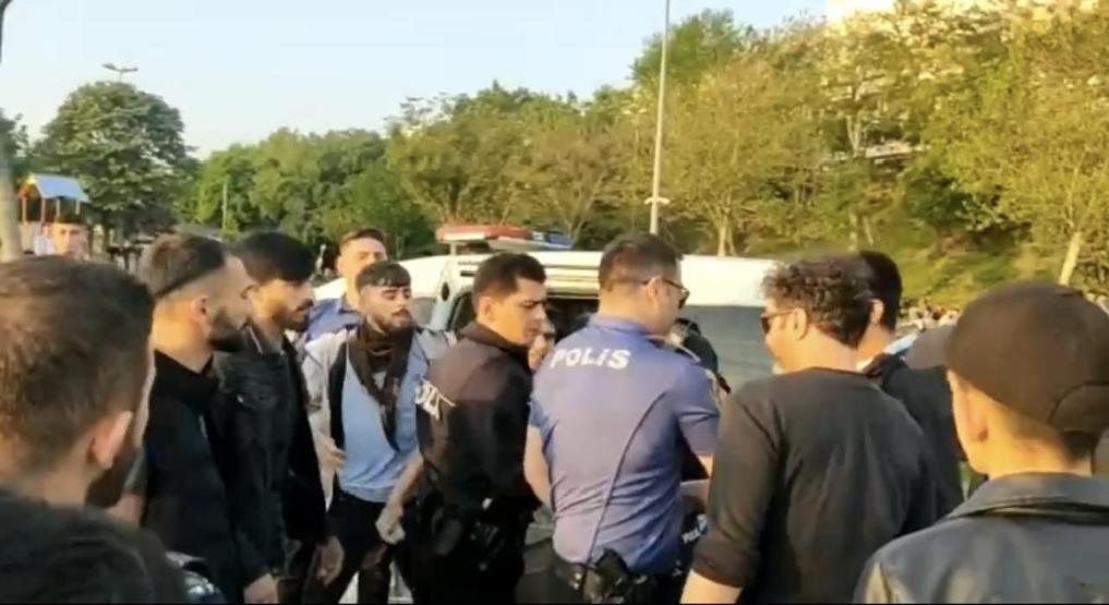 Kadıköyde hareketli anlar :4 gözaltı