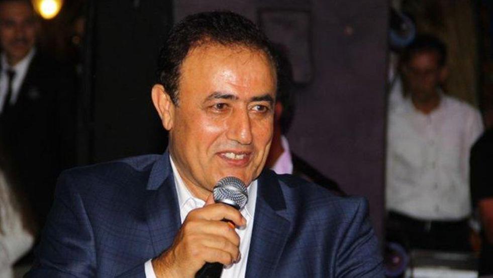 Cenazede Mahmut Tuncerden 20 TL istedi Sen yüzsüz müsün