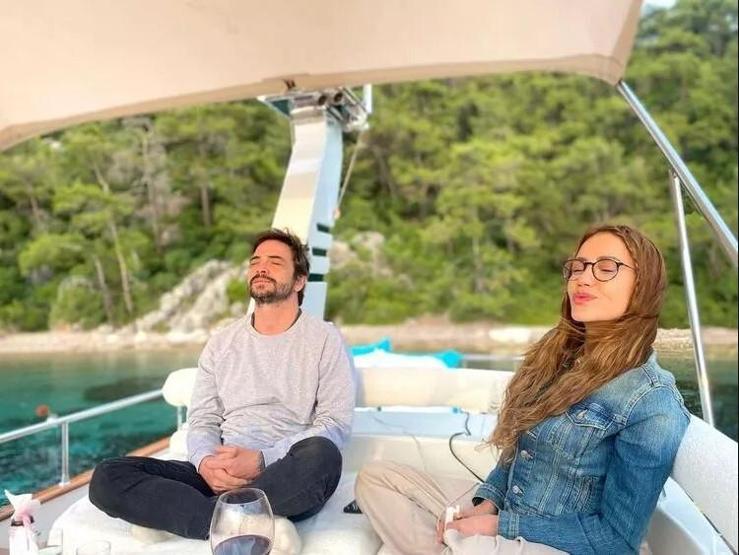 Ahmet Kural ayrılığa dayanamadı