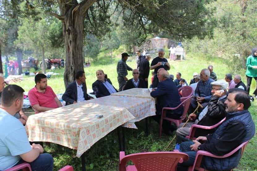 Bu köyde asırlık geleneksel Hıdırellez Şenliği devam ediyor