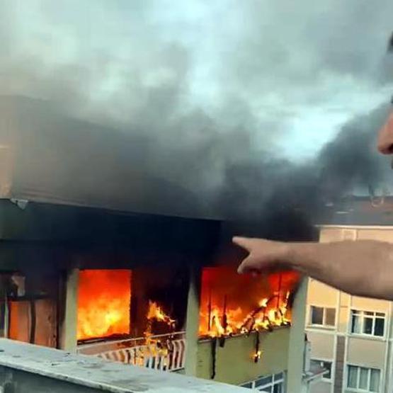 Avcılarda boş dairede korkutan yangın