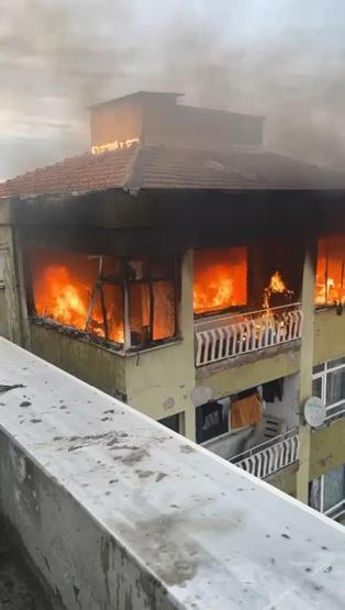 Avcılarda boş dairede korkutan yangın