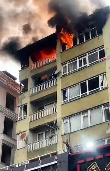 Avcılarda boş dairede korkutan yangın
