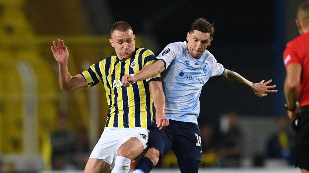 Fenerbahçede 9 isimle yollar ayrılıyor