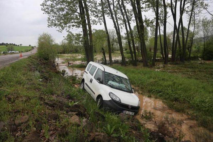 Kastamonu’da sel: Yol çöktü, tarım arazileri sular altında kaldı