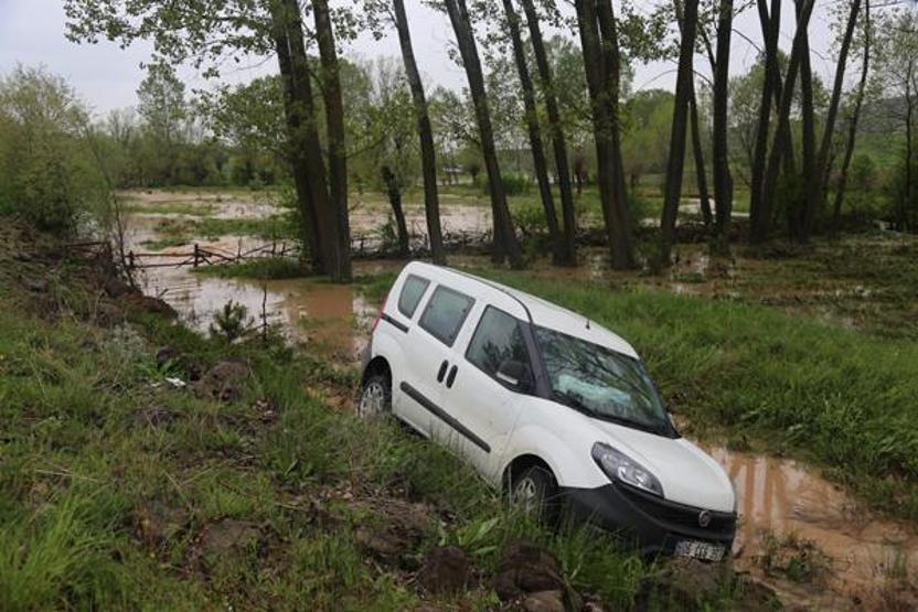 Kastamonu’da sel: Yol çöktü, tarım arazileri sular altında kaldı