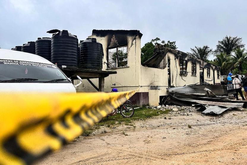 Guyanada 19 öğrencinin öldüğü yangın: Telefonuna el konulmasına kızınca yatakhaneyi kundakladı