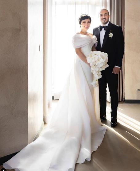 Ezgi Mola hamile olduğunu açıkladı