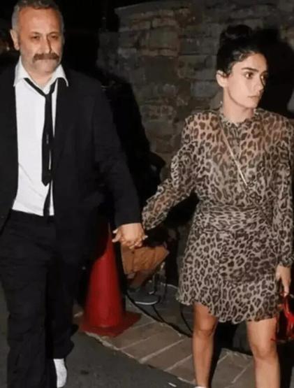 Hazar Ergüçlüden aşk pozu