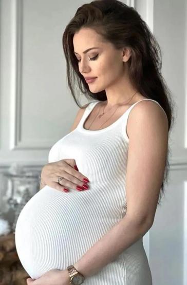 Fahriye Evcen eski formuna geri döndü