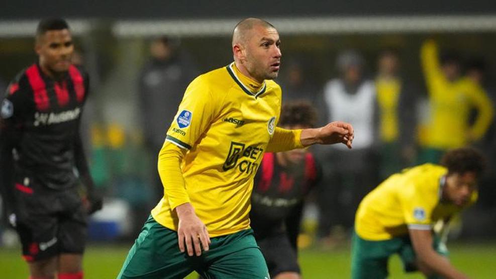 Burak Yılmaz Türkiyeye dönüyor İşte yeni takımı...